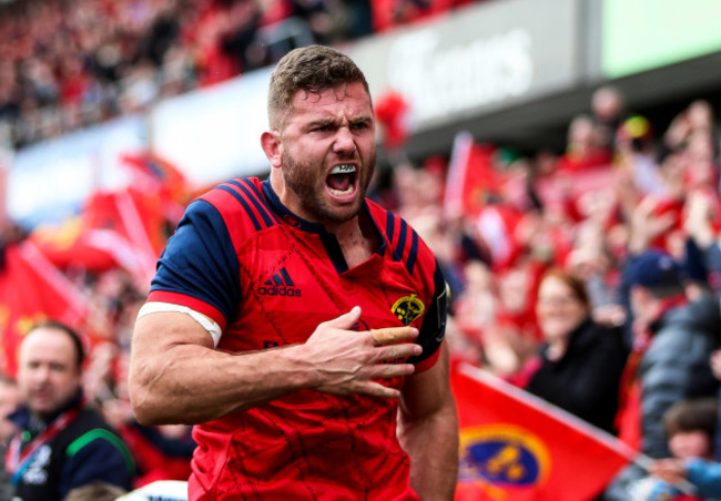 Jaco Taute celebrates scoring a try