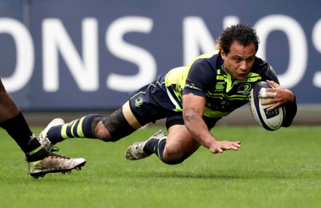 Leinster’s Isa Nacewa scores a try