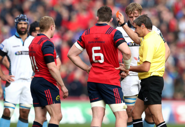 Keith Earls is sent off by Referee Jerome Garces