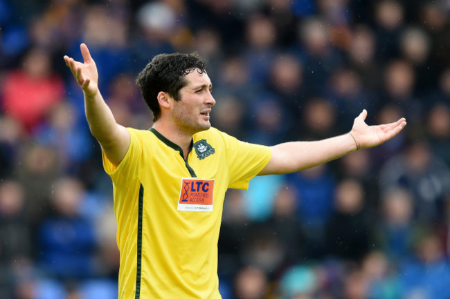 Soccer - Sky Bet League Two - Shrewsbury Town v Plymouth Argyle - Greenhous Meadow