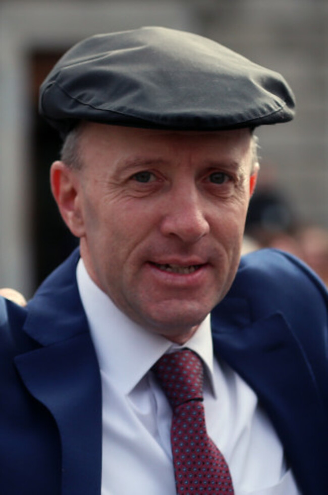 Irish parliament sits