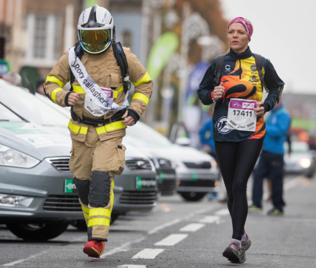 Dublin Fire Brigade member Dave Connolly runs the marathon in full protective equipment for Rory's Wish