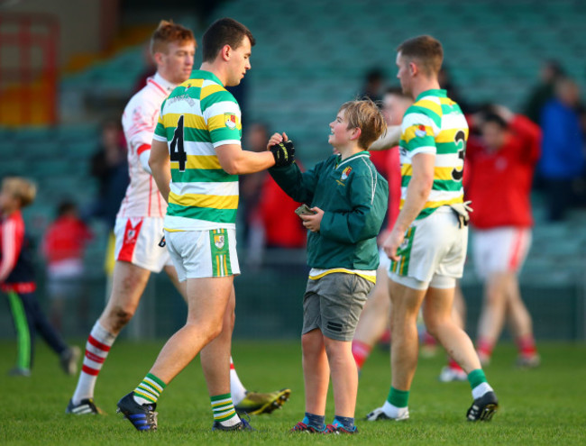 Paul Hodnett is congratulated by a Carberry Rangers supporter