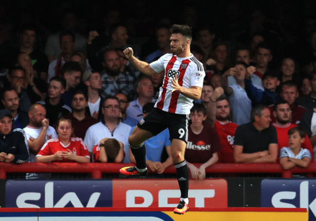 Brentford v Nottingham Forest - Sky Bet Championship - Griffin Park