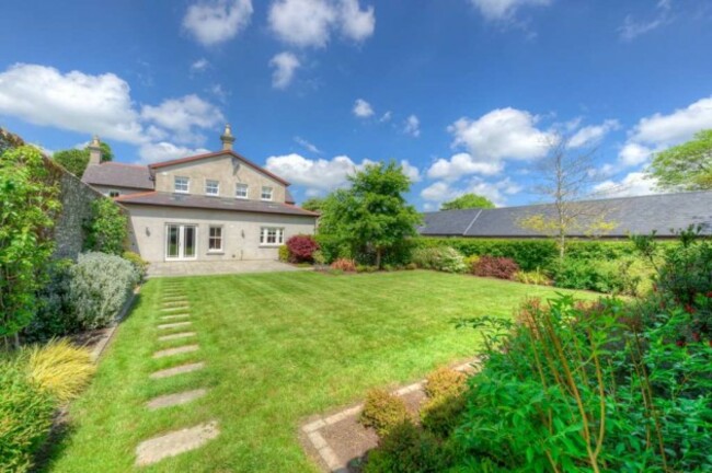 525c06416e2b4340898a35753edfdafb