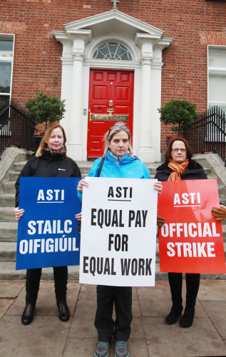 27/10/2016. ASTI Trade Unions Strikes