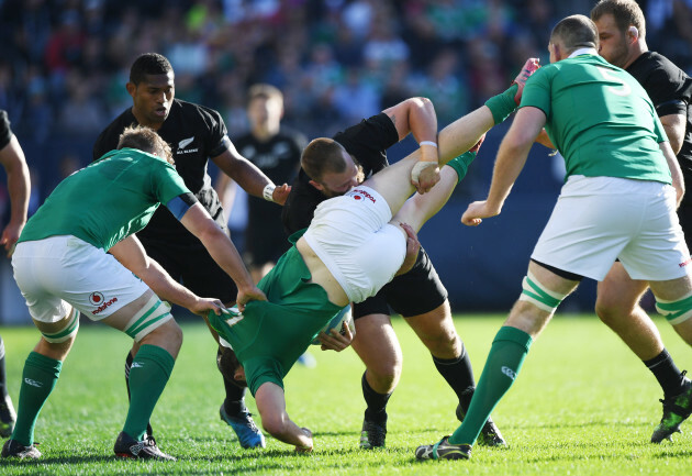 Joe Moody spear tackles Robbie Henshaw, resulting in a yellow card