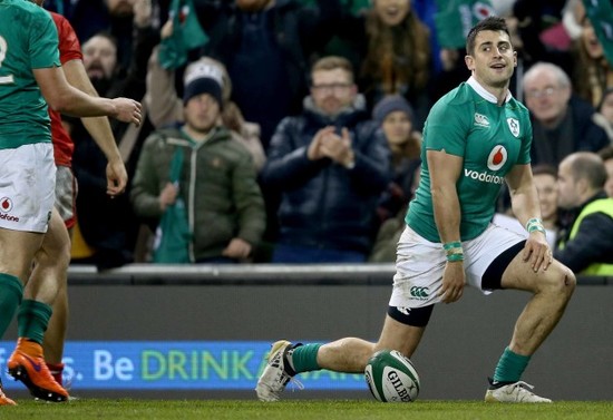 Tiernan OÕHalloran celebrates his try