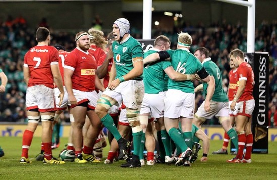 Ireland celebrate Kieran Marmion's try