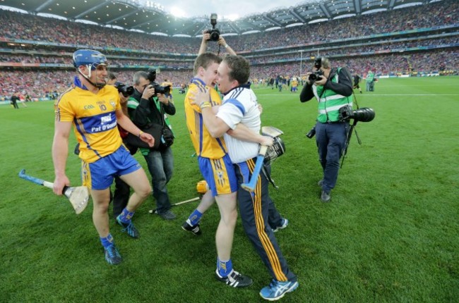 Davy Fitzgerald celebrates with Tony Kelly and John Conlon