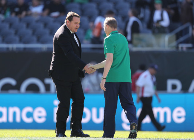 Joe Schmidt with Steve Hansen ahead of the game