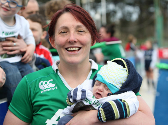 Lindsay Peat with her son Barra