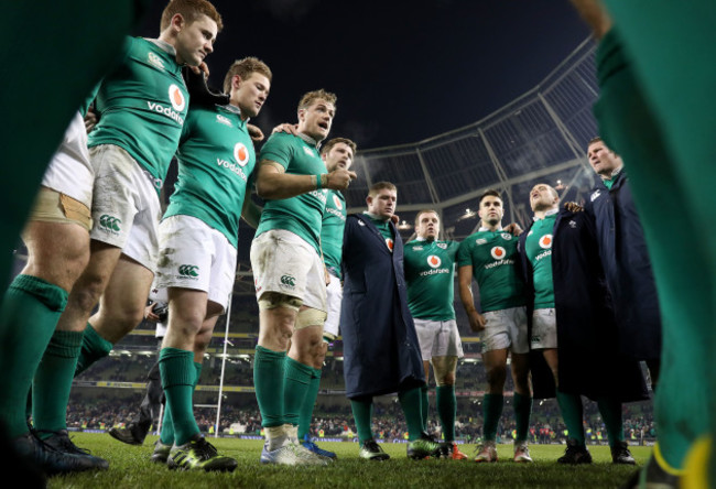 Jamie Heaslip speaks to his team after the game