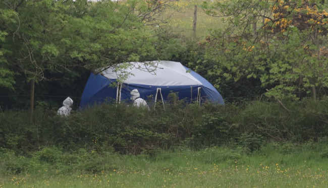 5/6/2014. Tallaght Shooting. Garda forensic team a