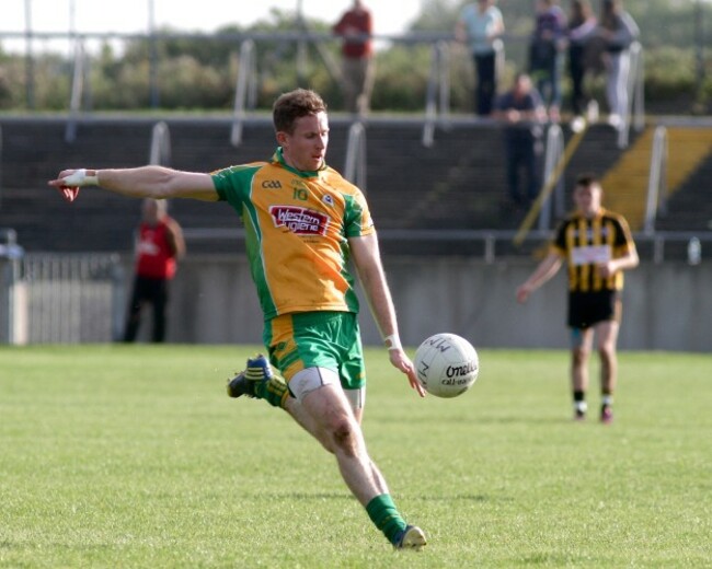 Gary Sice scores a point from a free