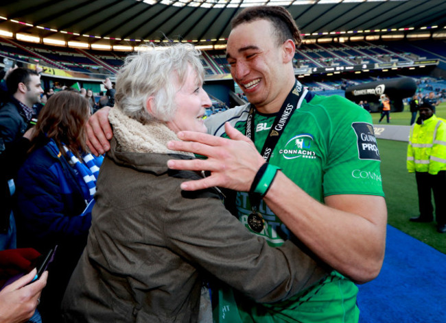 Ultan Dillane celebrates with his mum Ellen