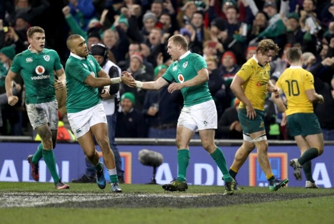 Keith Earls celebrates scoring a try with Simon Zebo