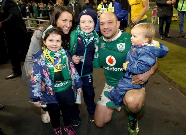 Rory Best celebrates with his wife Jodie and children from (L-R) Penny, Ben and Richie