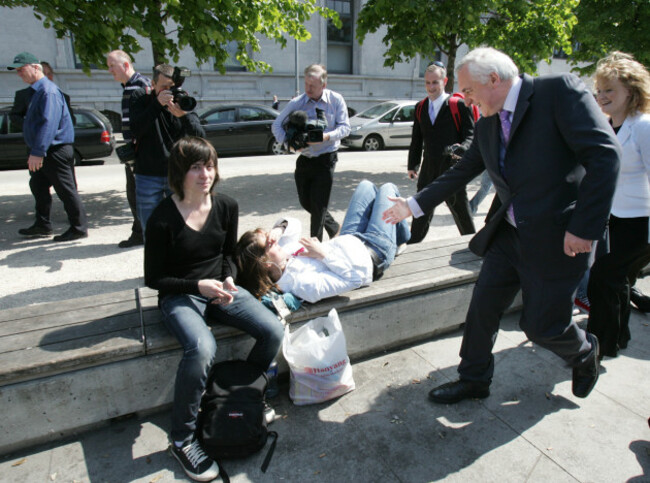 2/5/2007. Bertie Ahern Canvassing