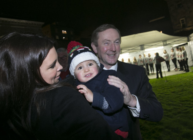 06/12/2016. Oireachtas Christmas Tree turning on L