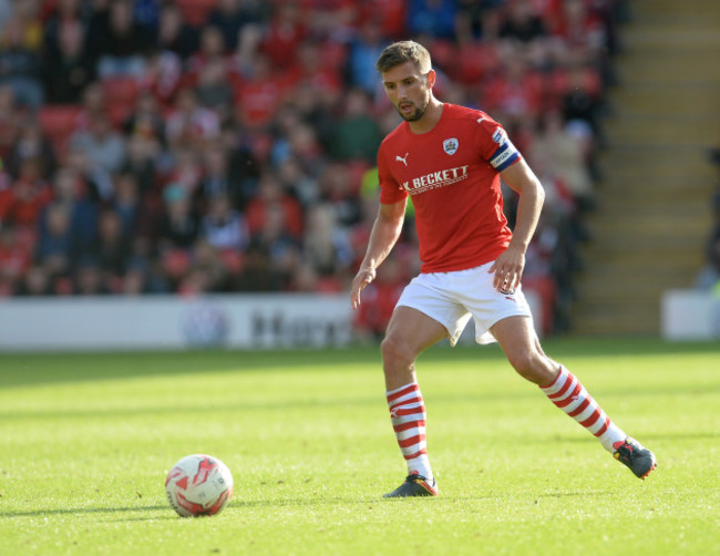 Barnsley v Reading - Sky Bet Championship - Oakwell