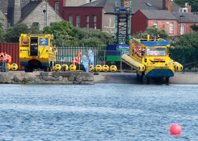 18/6/2013. Viking Tour Buses
