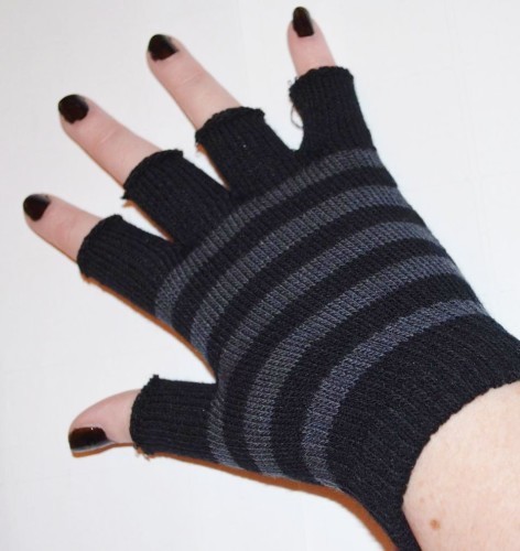 grey-and-black-striped-short-emo-fingerless-gloves-6310-p