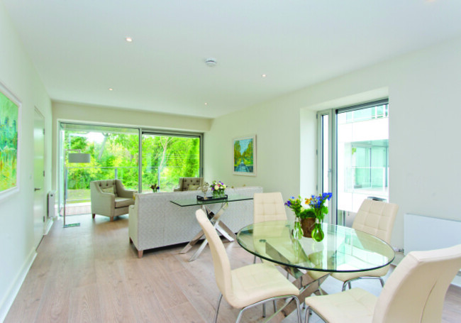 018fa6c43e9e24fb83d84828bcb33d15