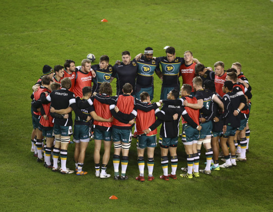 The Northampton Saints team huddle