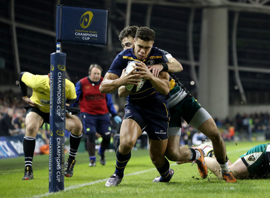 Adam Byrne score the first try of the game