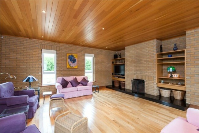 ea424f6b34e8033a140c97908f552f4a