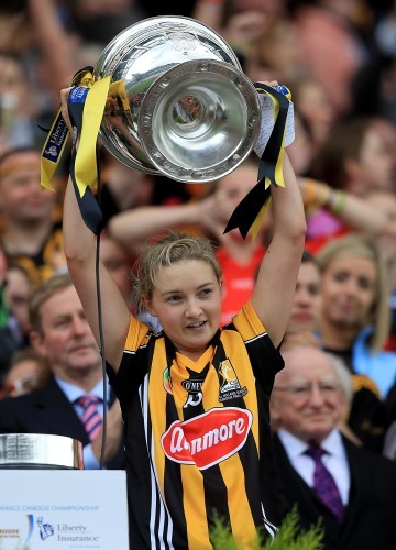 Michelle Quilty with the O'Duffy Cup