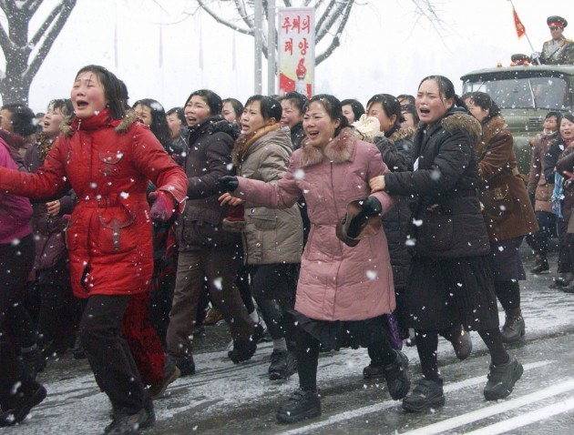 The 10 Strangest Photographs From Kim Jong Il S Funeral TheJournal Ie   Original