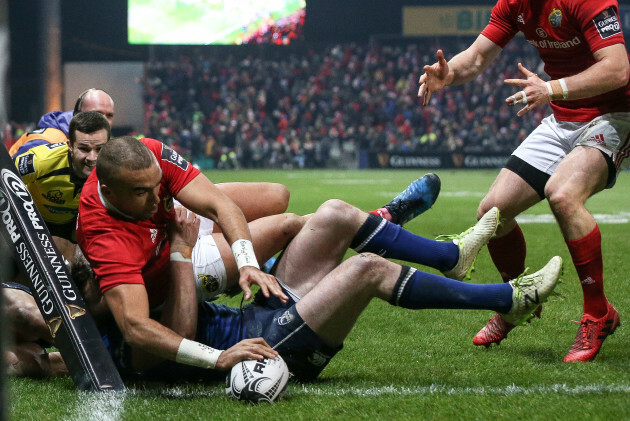 Simon Zebo scores a try