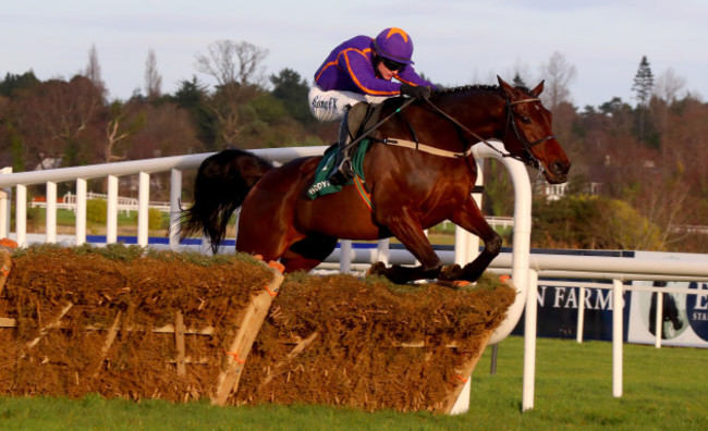 Saturnas ridden by Paul Townend clear the last to win