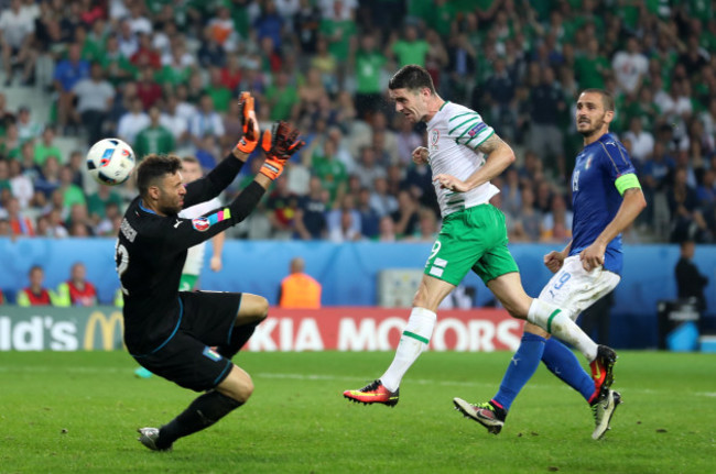 Italy v Republic of Ireland - UEFA Euro 2016 - Group E - Stade Pierre Mauroy