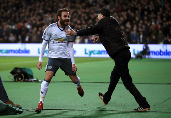 West Ham United v Manchester United - Premier League - London Stadium