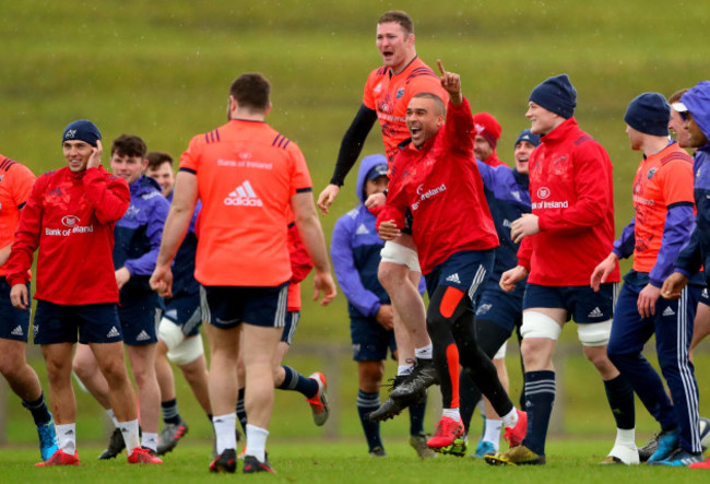 Donnacha Ryan celebrates with Simon Zebo