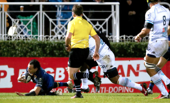 Isa Nacewa scores his sides opening try