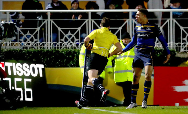 Adam Byrne scores his sides third try