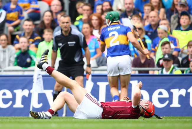 Joe Canning sustains an injury