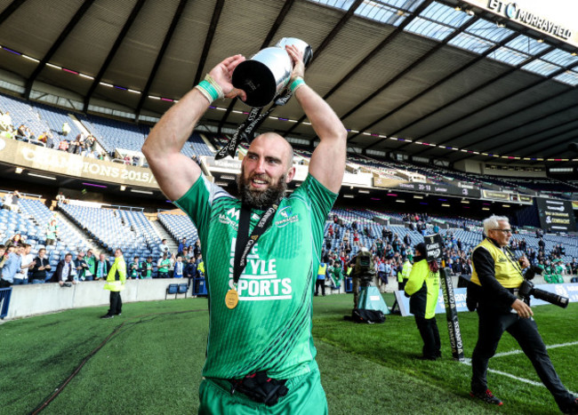 John Muldoon celebrates with the Guinness PRO12 trophy