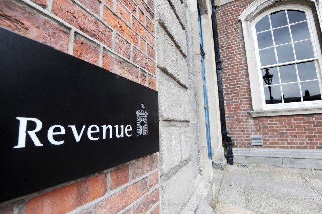 File Photo The European CommissionÊhas concluded that Ireland granted undue tax benefits of up to Û13bn to Apple. The Revenue Commissioners is to collect the additional tax deemed to be owedÊby Apple and the money will be managed by the National Treasury
