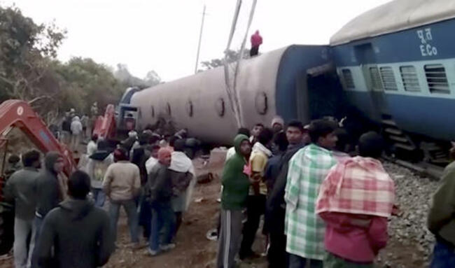 India Train Derails