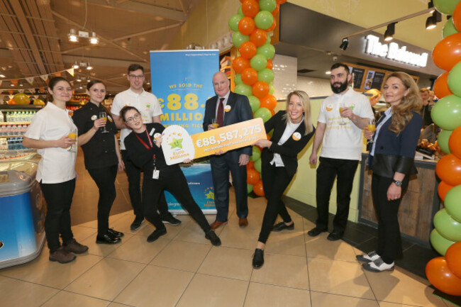 2017 €88-5 MILLION EUROMILLIONS JACKPOT TICKET SOLD IN APPLEGREEN LUSK M1 NORTH 002