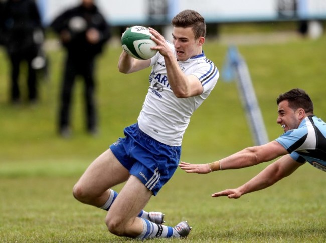 Shane Daly scores a try