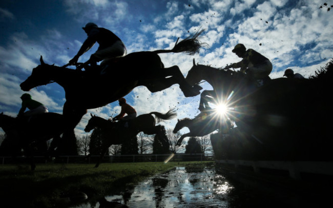 Sky Bet Chase Day - Doncaster Racecourse