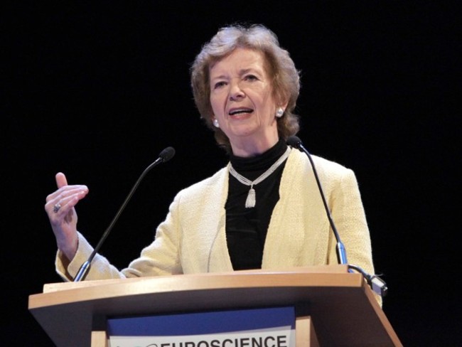 File Photo QUESTIONS HAVE BEEN railed over a Presidential library for Mary Robinson in Ballina that could cost up to 8.5 million. An RTE Prime Time report last night detailed concerns over the plans that will also see Robinson benefit from a tax break for