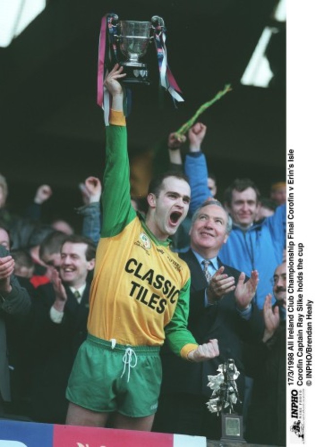 Corofin Captain Ray Silke holds the cup 17/3/1998