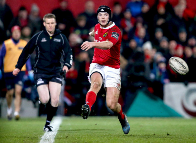 Tyler Bleyendaal kicks the ball forward to assist Andrew Conway for his try